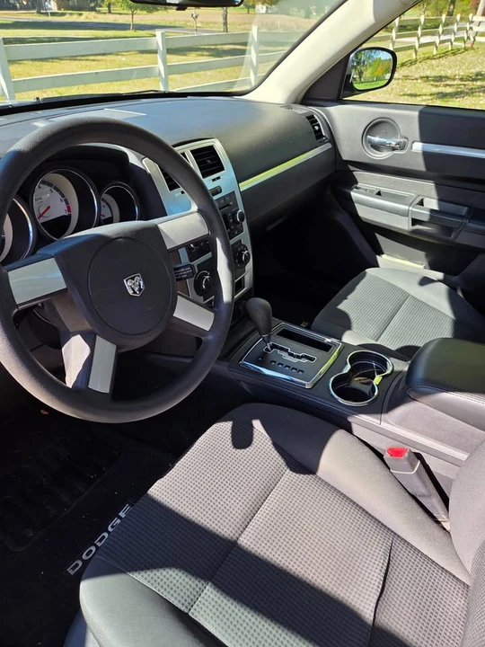 2009 Dodge Charger 6th Gen - Image 10 of 11