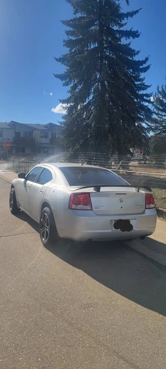 2009 Dodge Charger 6th Gen - Image 2 of 4