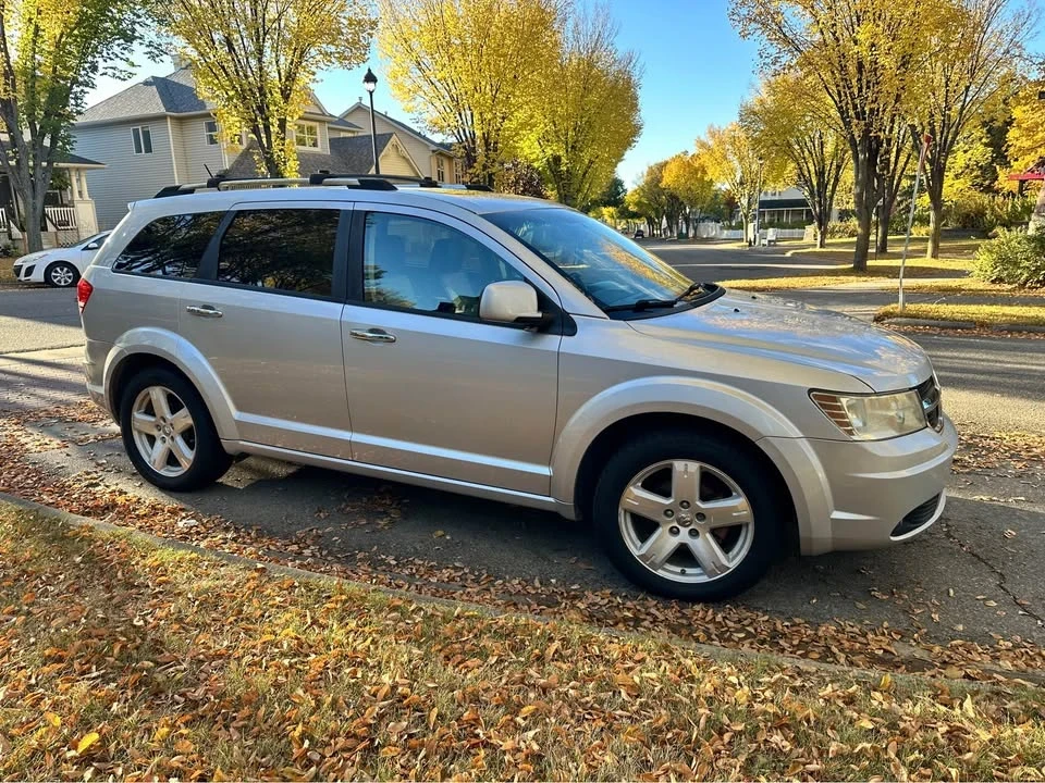 2009 Dodge Journey - Image 2 of 15