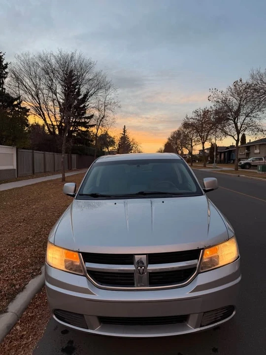 2009 Dodge Journey - Image 2 of 8