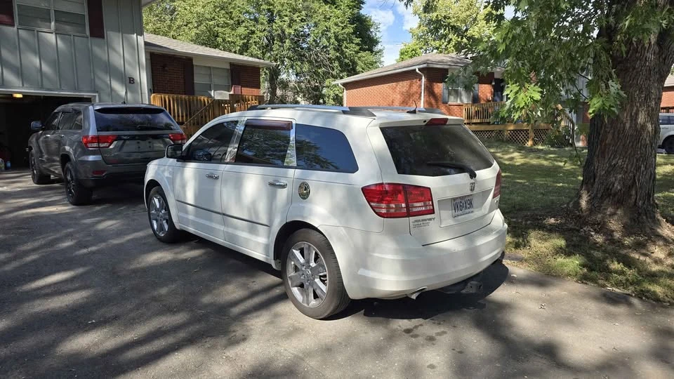 2009 Dodge Journey - Image 4 of 11