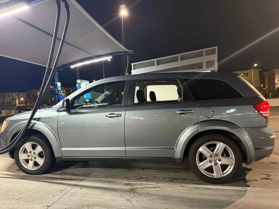 2009 Dodge Journey - Image 2 of 4