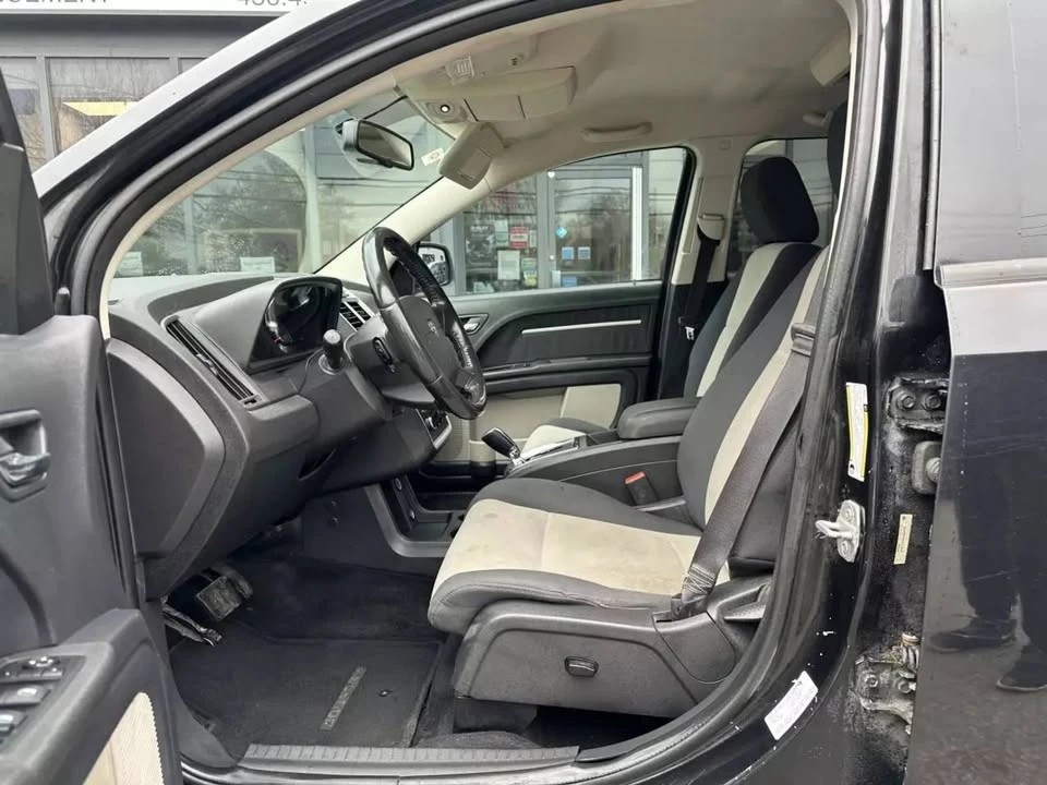 2009 Dodge Journey - Image 16 of 19