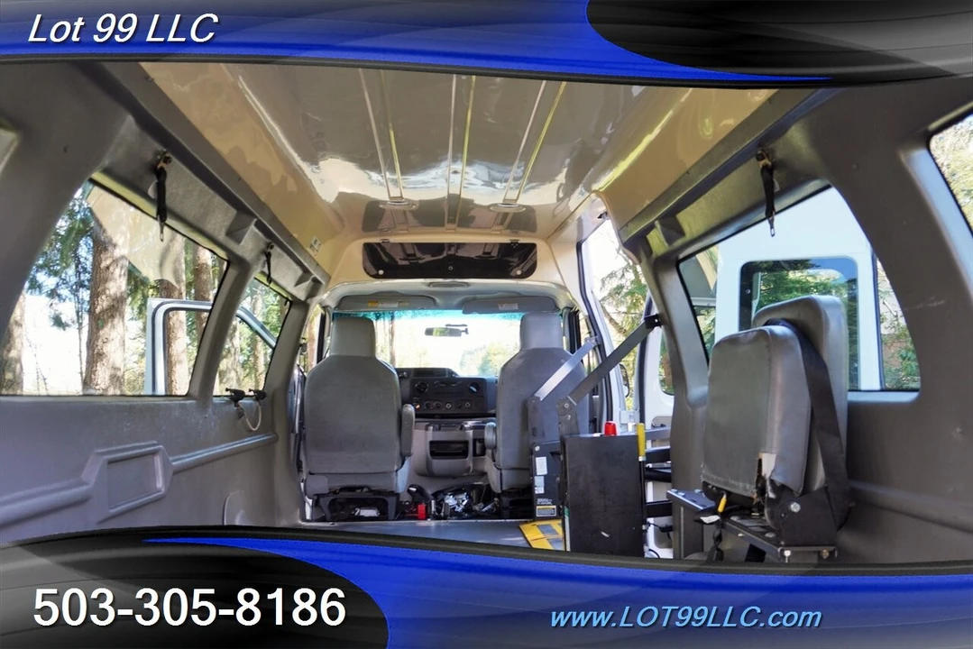 2009 Ford Econoline Van - Image 3 of 4