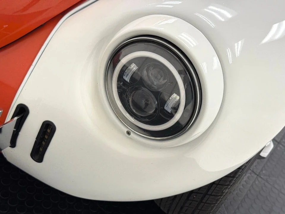 2009 Volkswagen New Beetle - Image 9 of 21