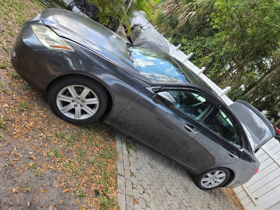 2009 Lexus ES 5th Gen - Image 6 of 10