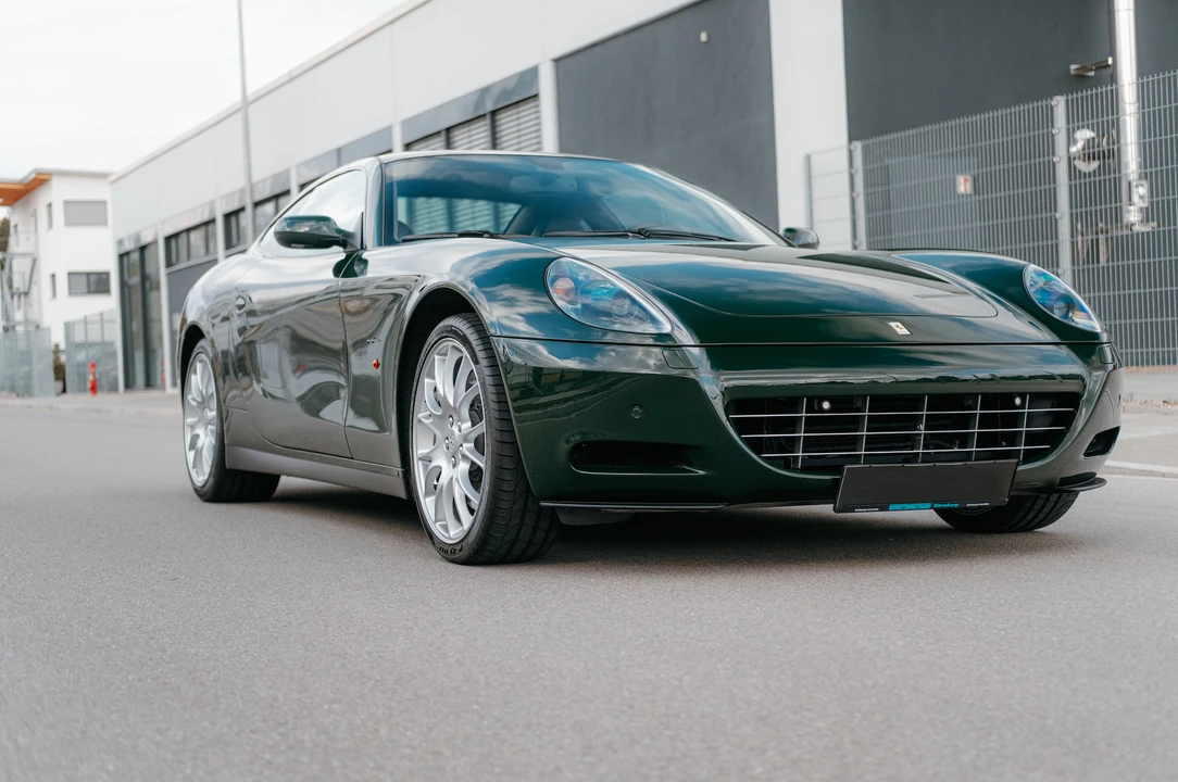 2009 Ferrari 612 - Image 18 of 31