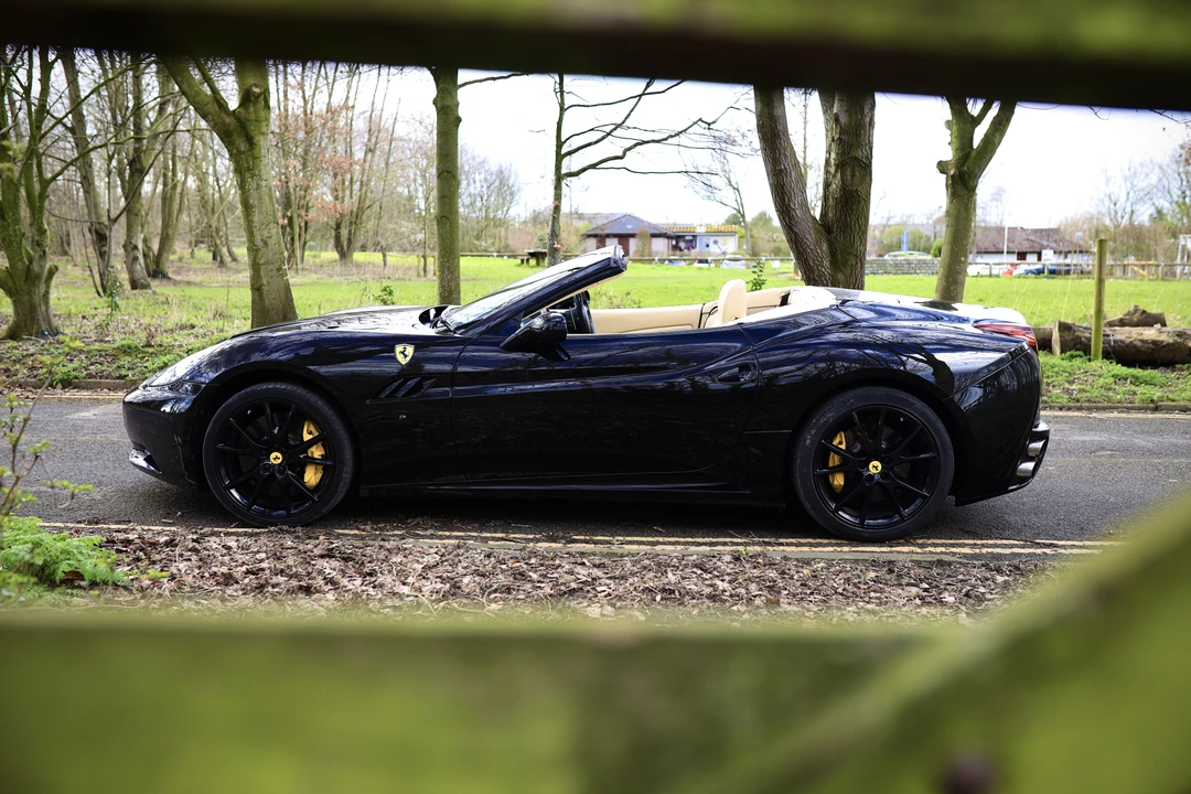 2009 Ferrari California - Image 9 of 31