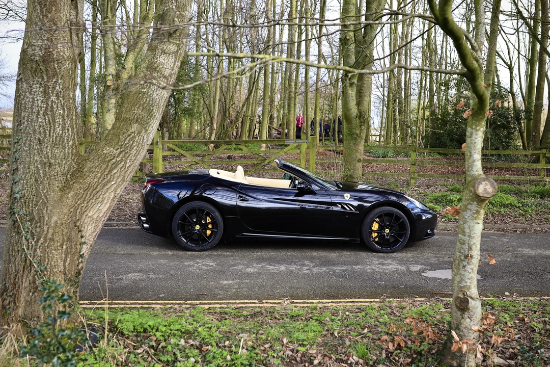 2009 Ferrari California - Image 13 of 31