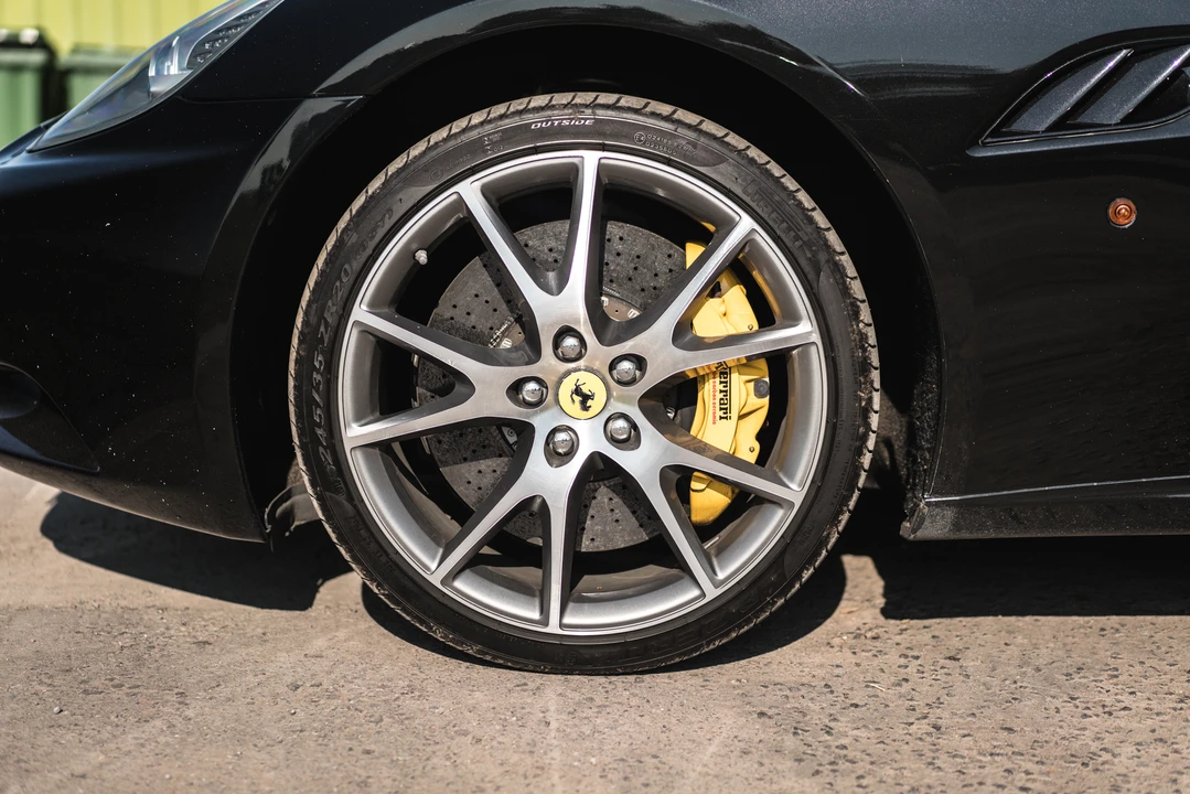 2009 Ferrari California - Image 19 of 31