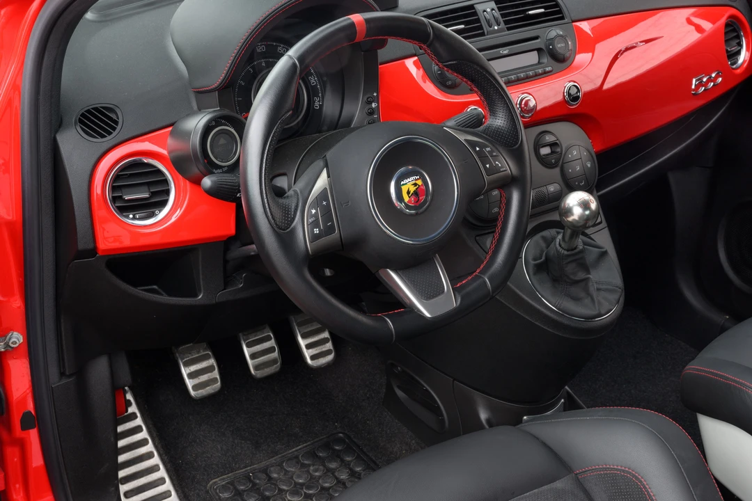 2009 Fiat Abarth 500 - Image 15 of 28