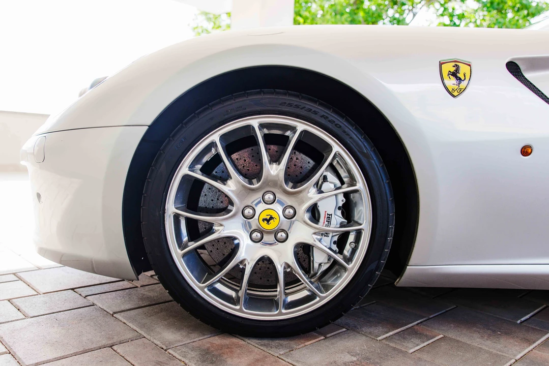 2009 Ferrari 599 GTB Fiorano - Image 18 of 31