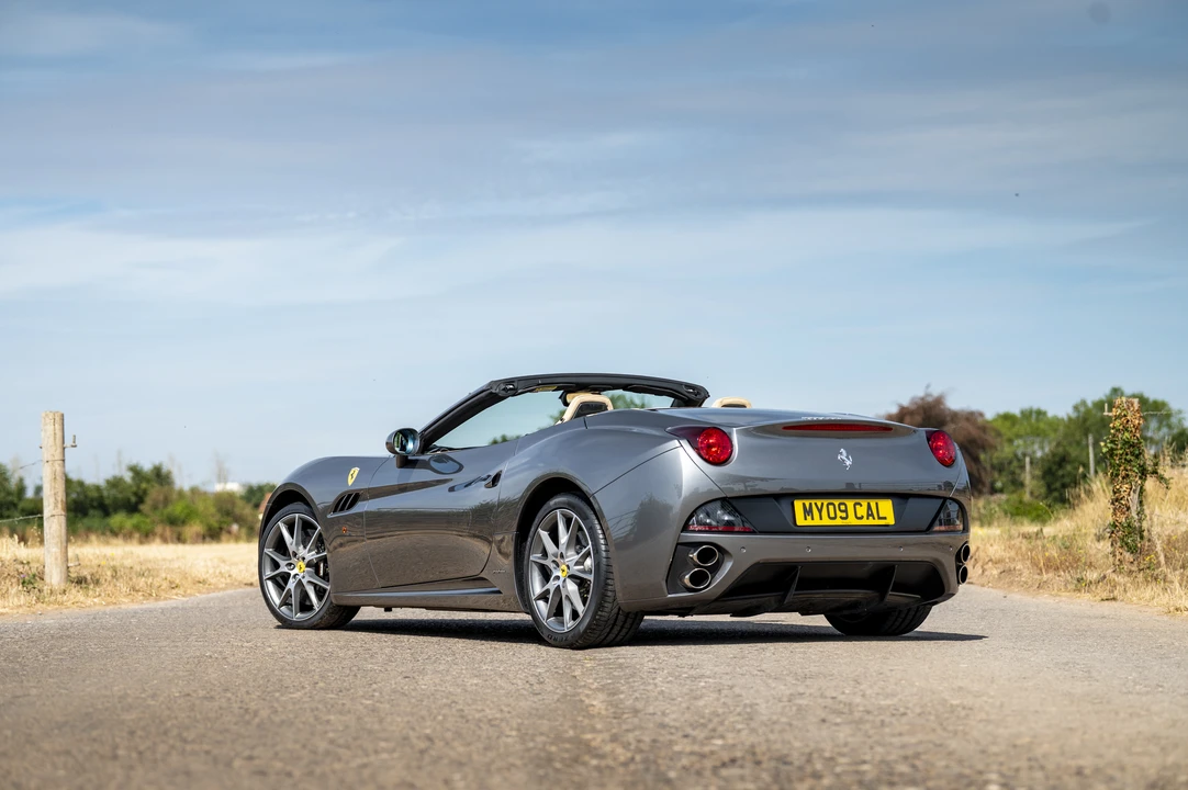 2009 Ferrari California - Image 13 of 31