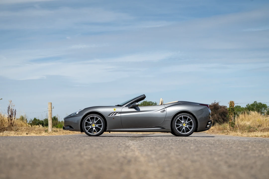 2009 Ferrari California - Image 16 of 31