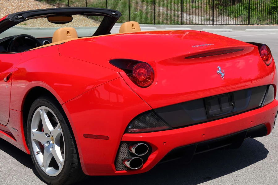 2009 Ferrari California - Image 17 of 31