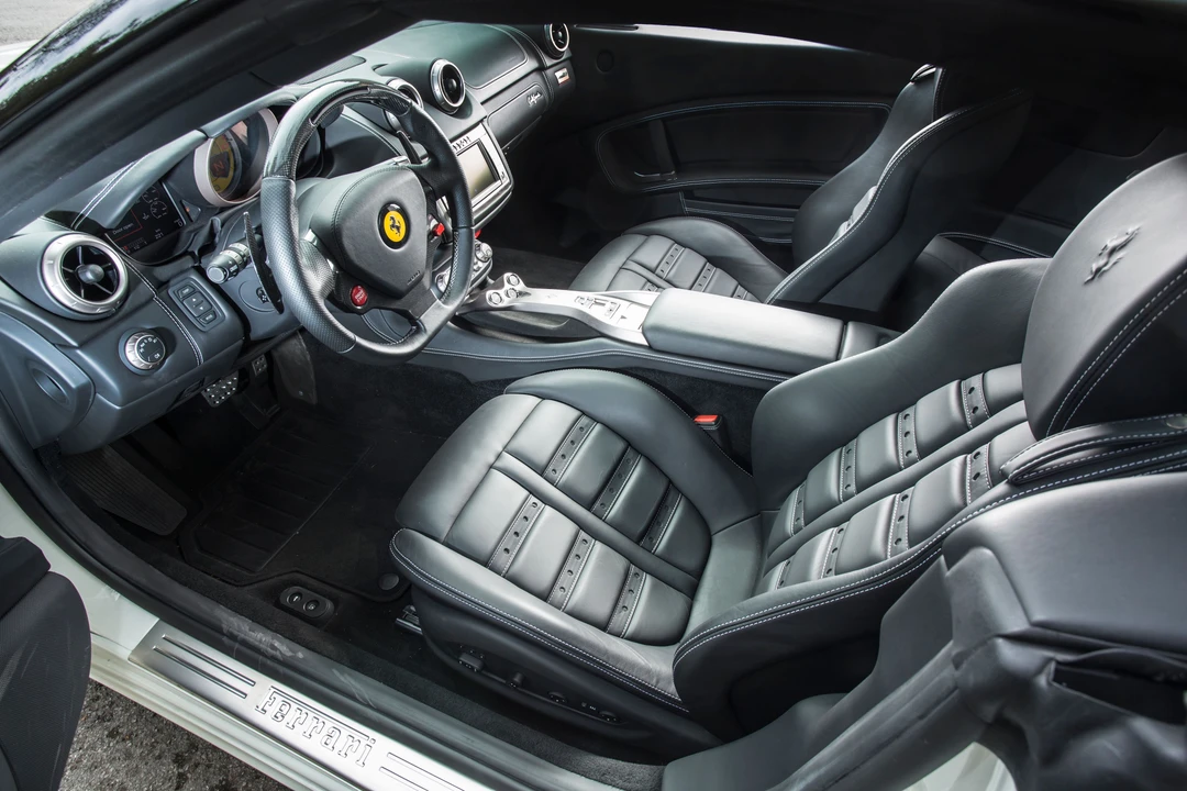 2009 Ferrari California - Image 2 of 19