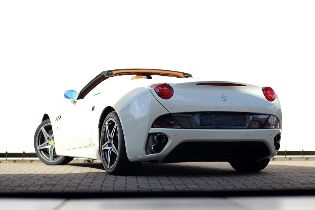 2009 Ferrari California - Image 8 of 31