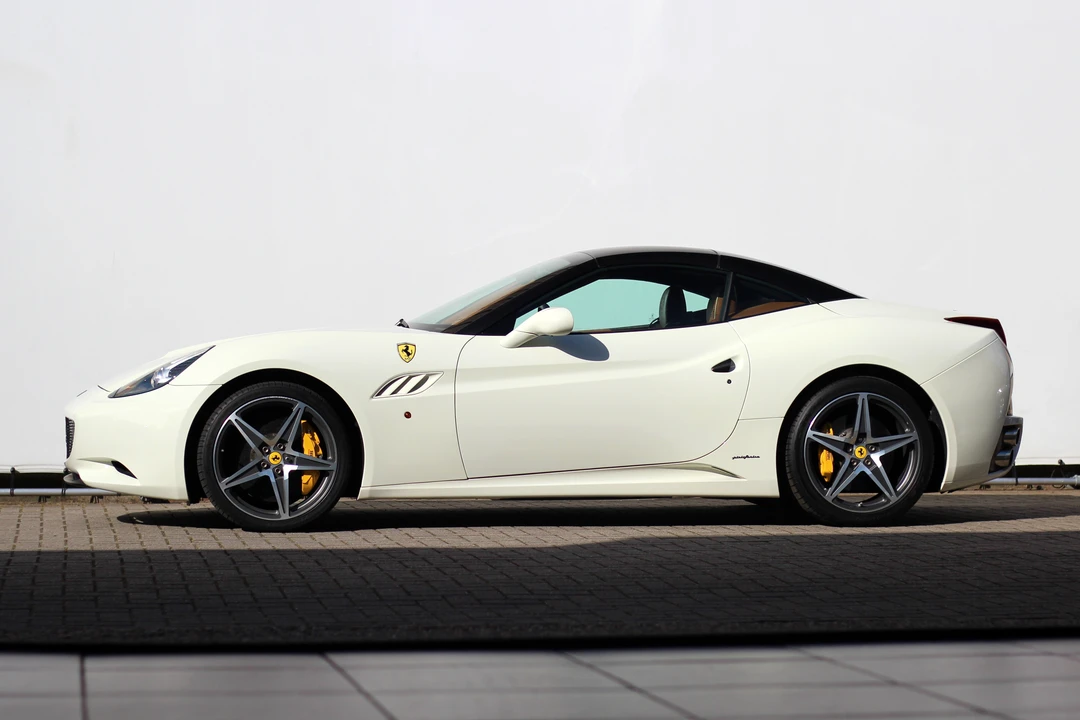 2009 Ferrari California - Image 17 of 31