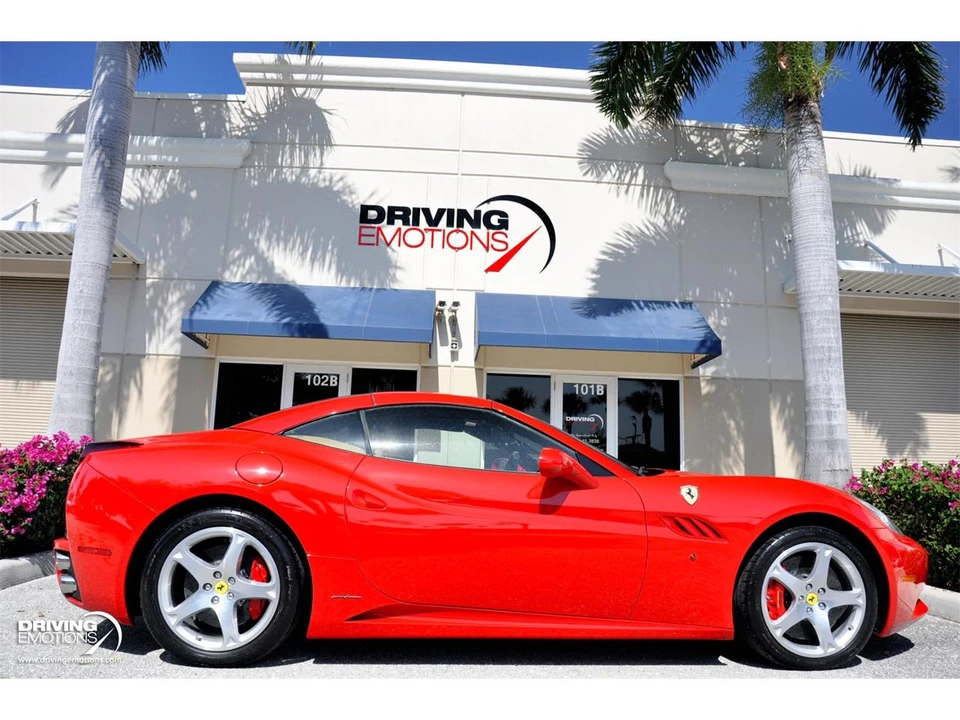 2009 Ferrari California - Image 12 of 31