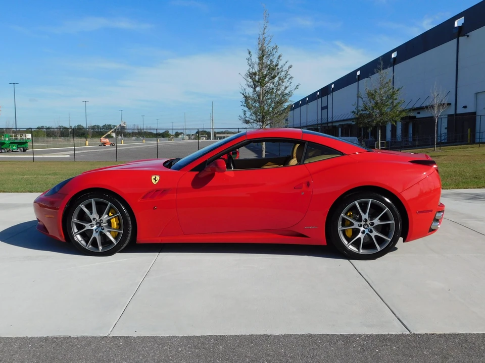2009 Ferrari California - Image 14 of 31