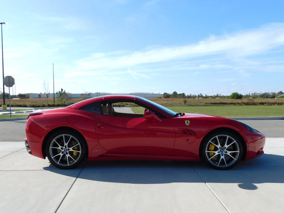 2009 Ferrari California - Image 27 of 31