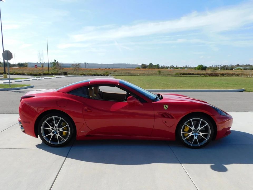 2009 Ferrari California - Image 26 of 31
