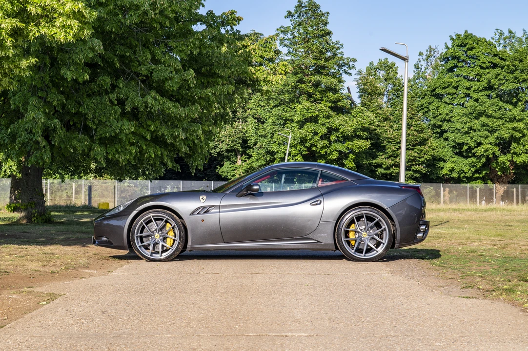 2009 Ferrari California - Image 17 of 31