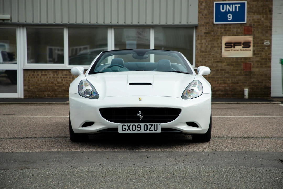 2009 Ferrari California - Image 2 of 31