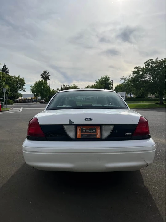 2009 Ford Crown Victoria - Image 8 of 19