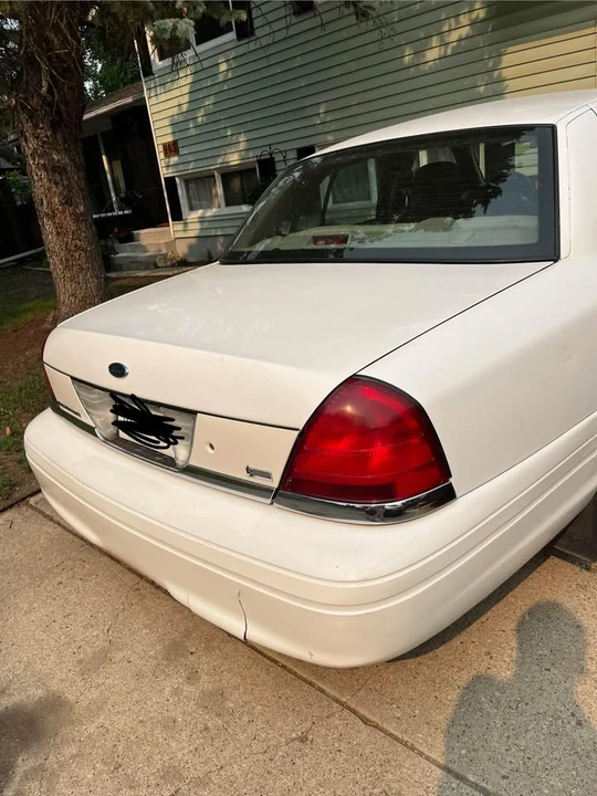 2009 Ford Crown Victoria - Image 5 of 9