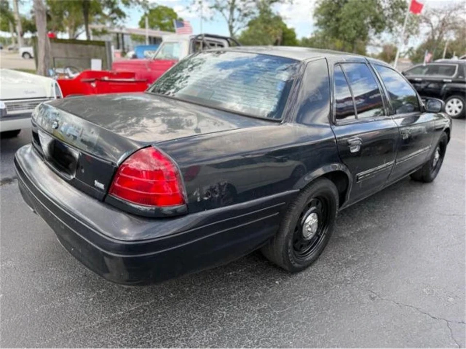 2009 Ford Crown Victoria - Image 17 of 21