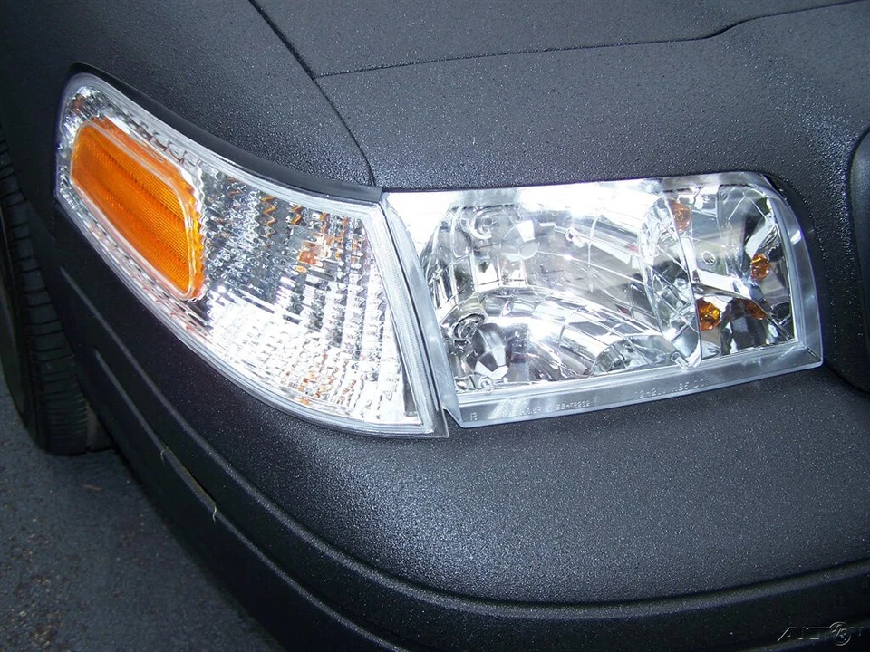 2009 Ford Crown Victoria - Image 11 of 12