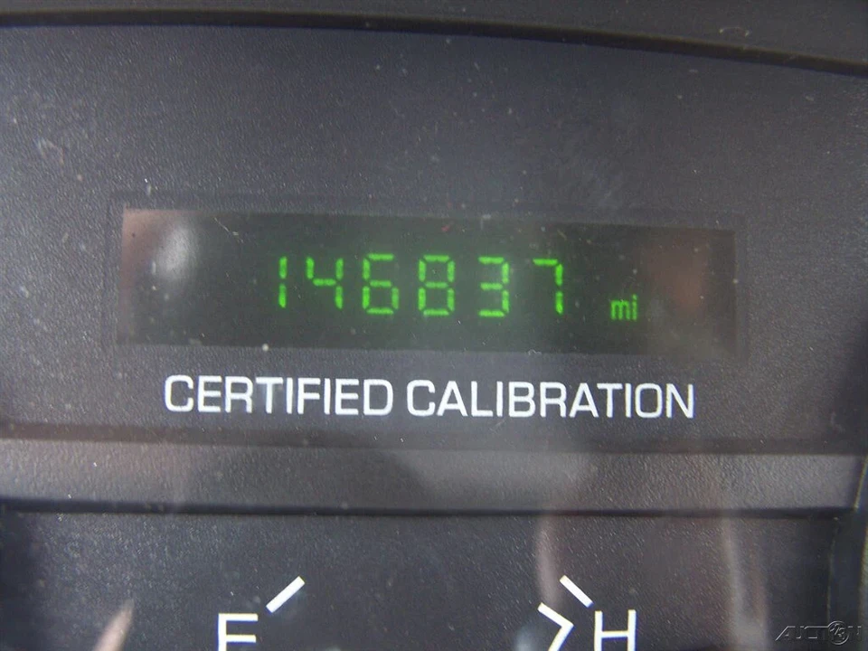 2009 Ford Crown Victoria - Image 9 of 12