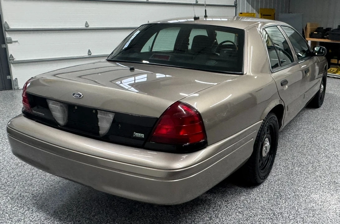 2009 Ford Crown Victoria - Image 5 of 21