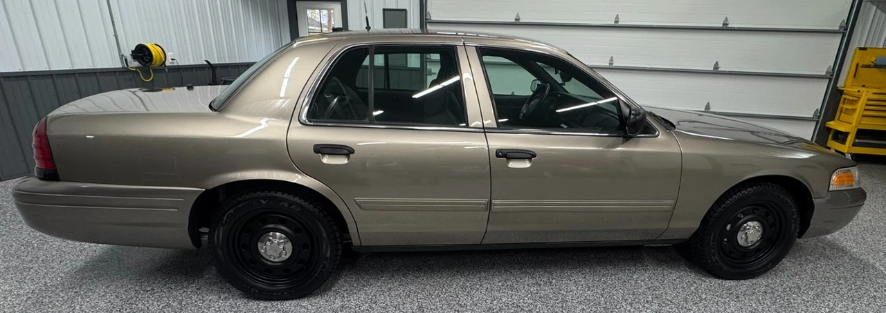 2009 Ford Crown Victoria - Image 4 of 21