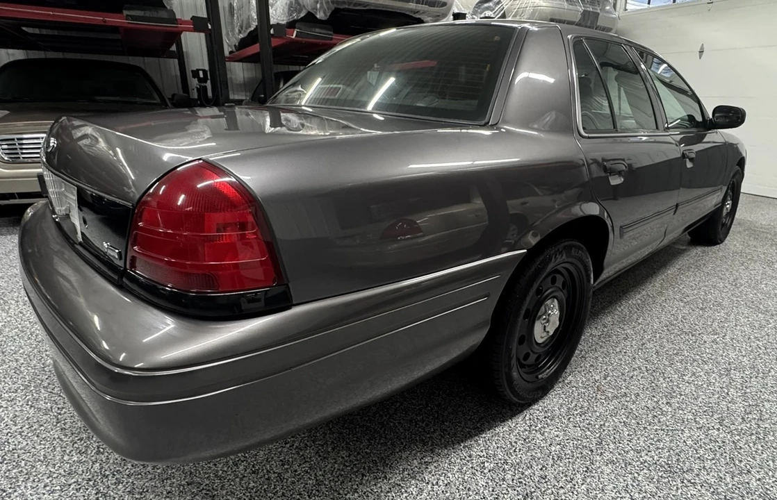2009 Ford Crown Victoria - Image 5 of 21