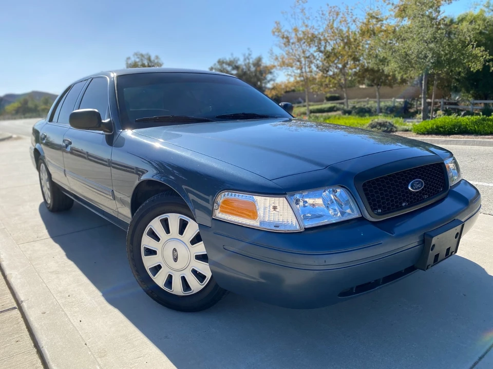2009 Ford Crown Victoria - Image 16 of 21