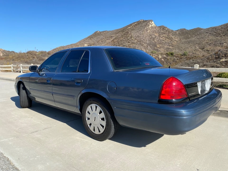 2009 Ford Crown Victoria - Image 14 of 21