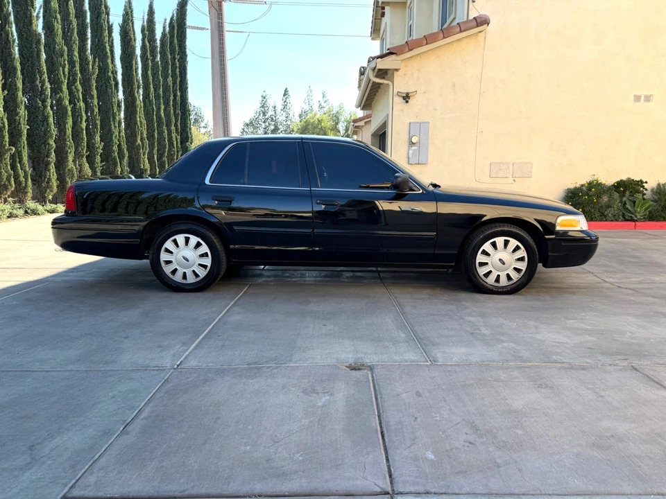2009 Ford Crown Victoria - Image 6 of 21