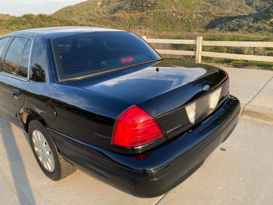 2009 Ford Crown Victoria - Image 19 of 21