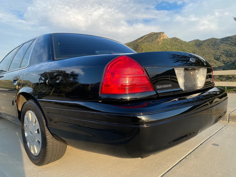2009 Ford Crown Victoria - Image 17 of 21