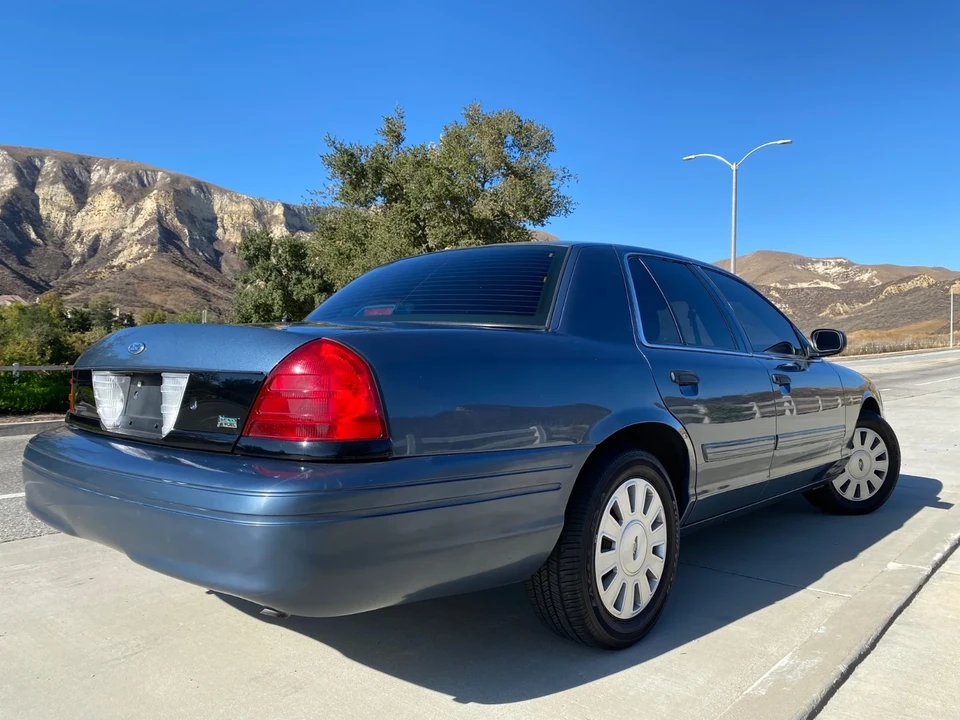 2009 Ford Crown Victoria - Image 20 of 21