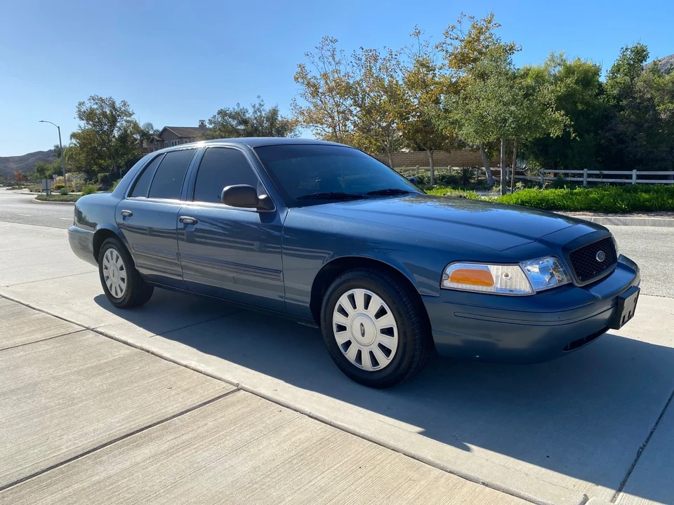 2009 Ford Crown Victoria - Image 18 of 21