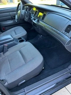 2009 Ford Crown Victoria - Image 10 of 12