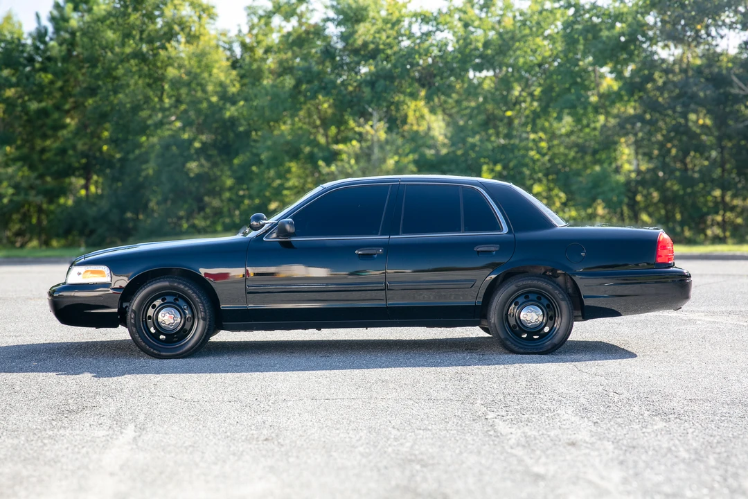 2009 Ford Crown Victoria - Image 13 of 31
