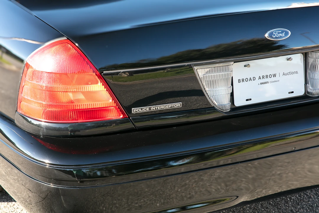 2009 Ford Crown Victoria - Image 24 of 31