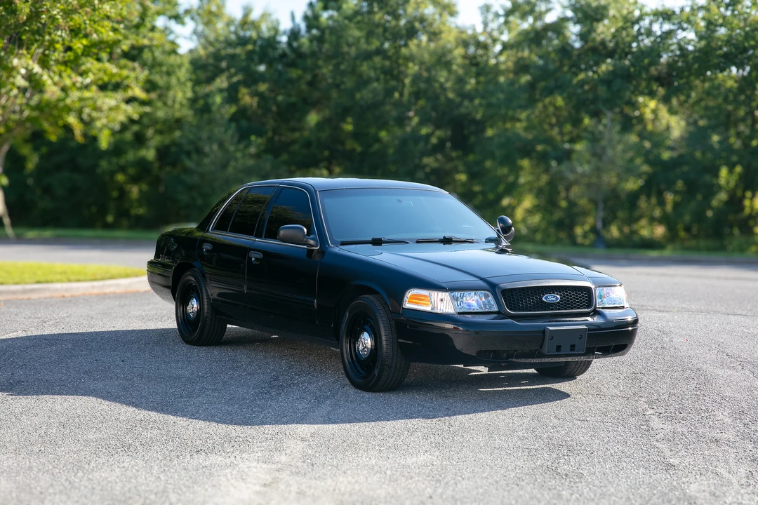 2009 Ford Crown Victoria - Image 3 of 31
