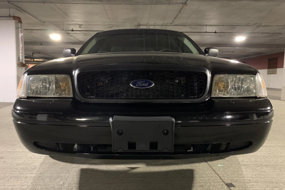 2009 Ford Crown Victoria - Image 2 of 6