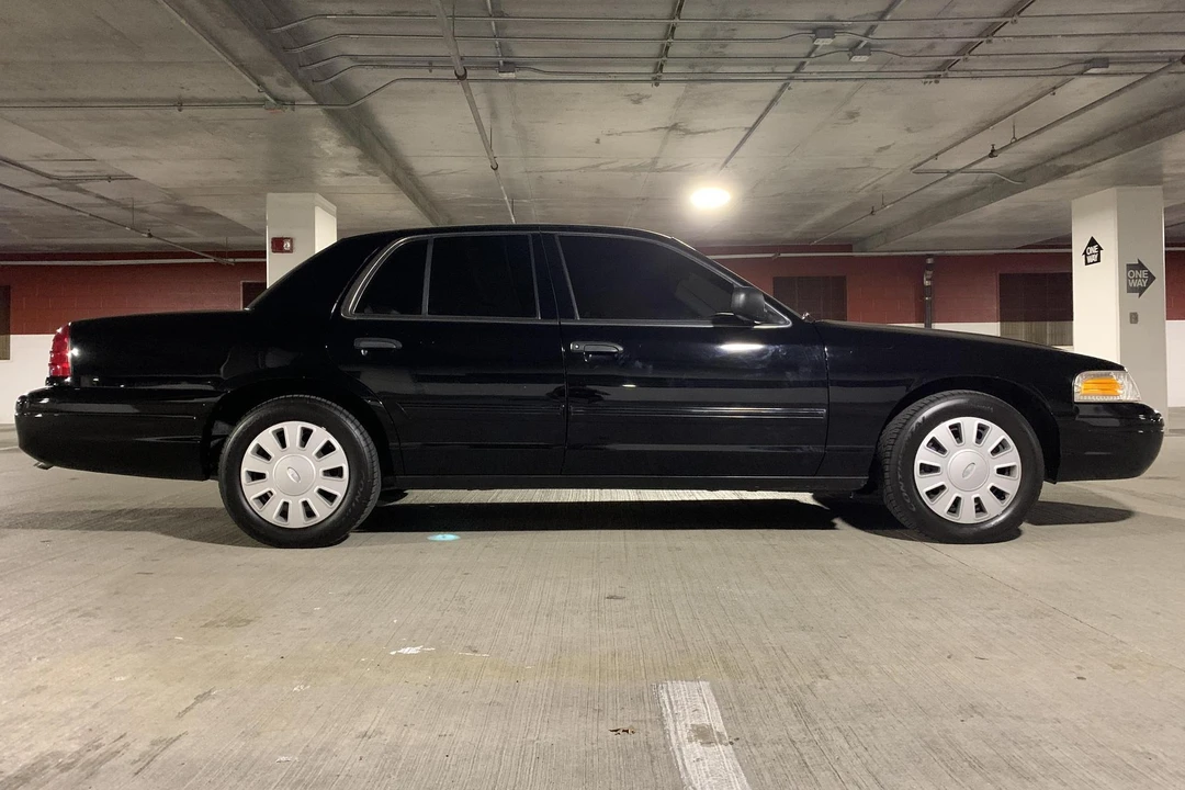 2009 Ford Crown Victoria - Image 3 of 6