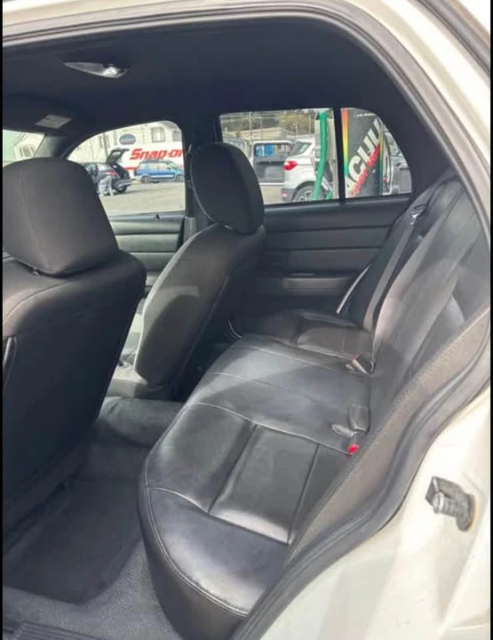 2009 Ford - Image 12 of 14